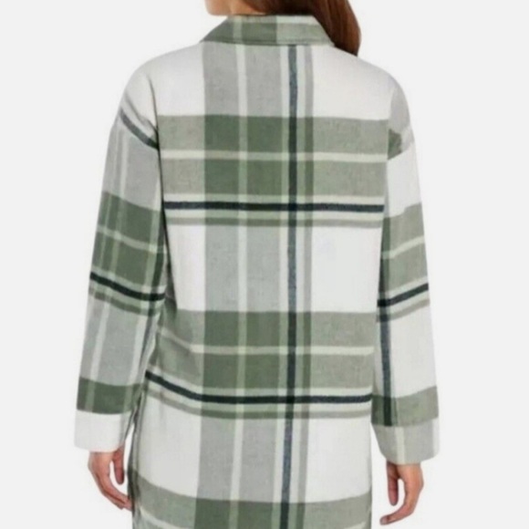 Banana Republic Plaid Button-Up Jacket in Green and White - Picture 5 of 7